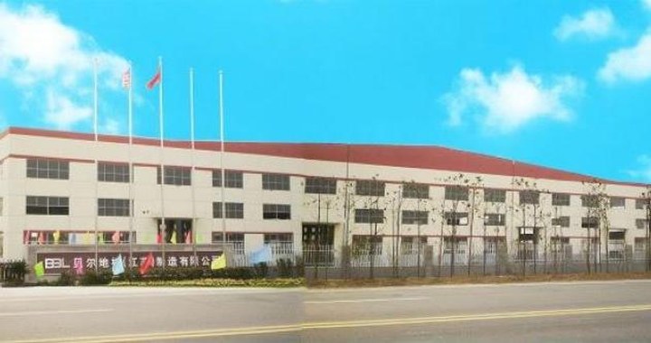 三度境內上市未果轉道港股，“地板女王”張小玲的IPO往事與6000萬元分紅疑云_新浪財經_新浪網